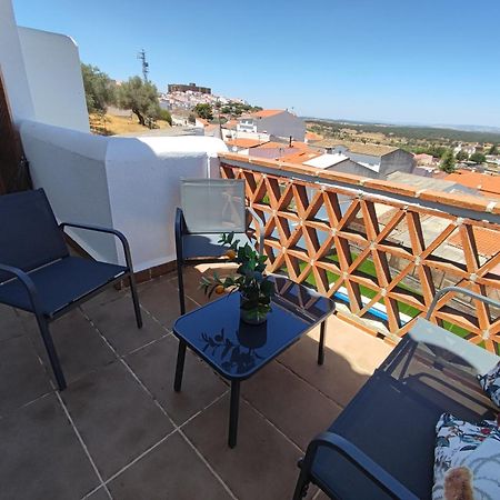 La Martela De Segura Apartamento Rural Piscina Segura de León Exterior foto